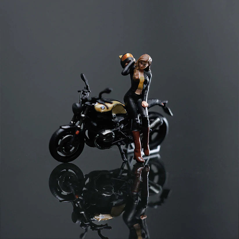 MOREART 1:64 BMW R NINET BLACK GOLD MOTORCYCLE GIRL DOLL SET RESIN MODEL