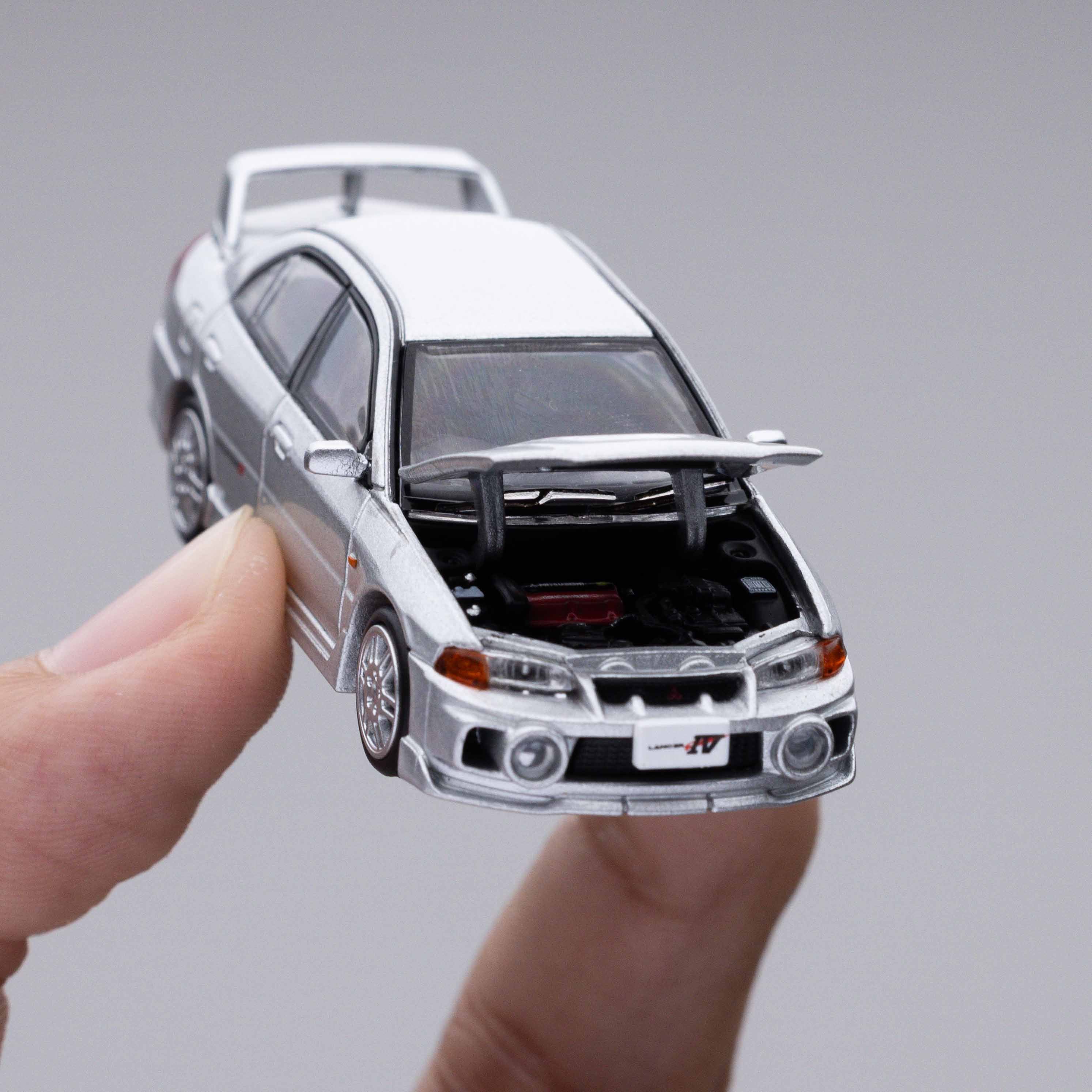 POPRACE PR64-140 Mitsubishi Lancer Evolution IV Sliver 1/64