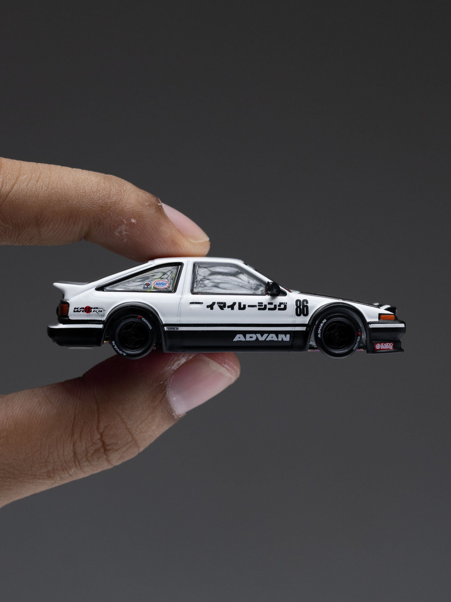 KAIDO HOUSE X MINI GT 1:64 Toyota AE86 Sprinter Trueno Kaido Street V1 - KHMG180