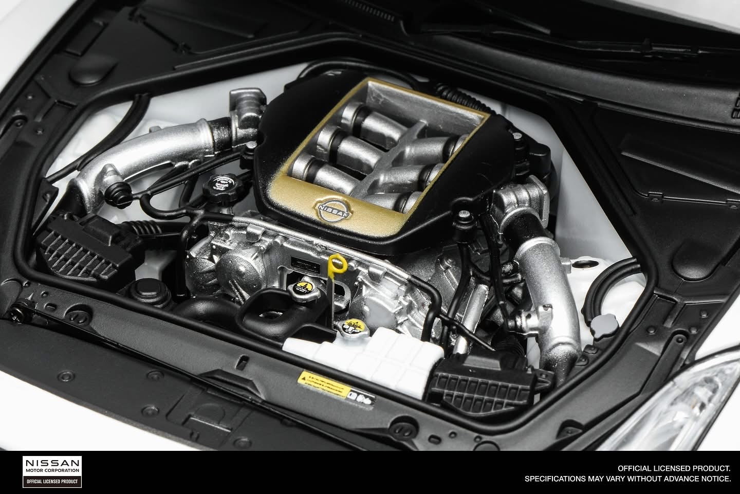 MOTORHELIX -Nissan GT-R (R35) Track Edition Engineered by NISMO T-Spec 2022 Brilliant White Pearl