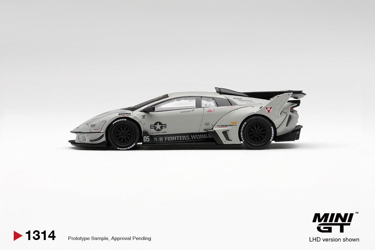 MINIGT 1/64 Lamborghini LB-Silhouette WORKS MURCIELAGO GT Evo Fighter