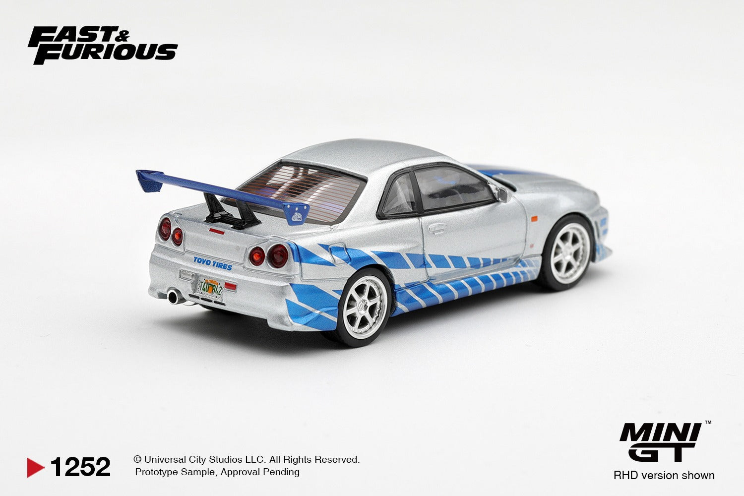 MINIGT 1/64 Nissan Skyline GT-R C-West "2 Fast 2 Furious" Brian O'Conner / Blister Packaging