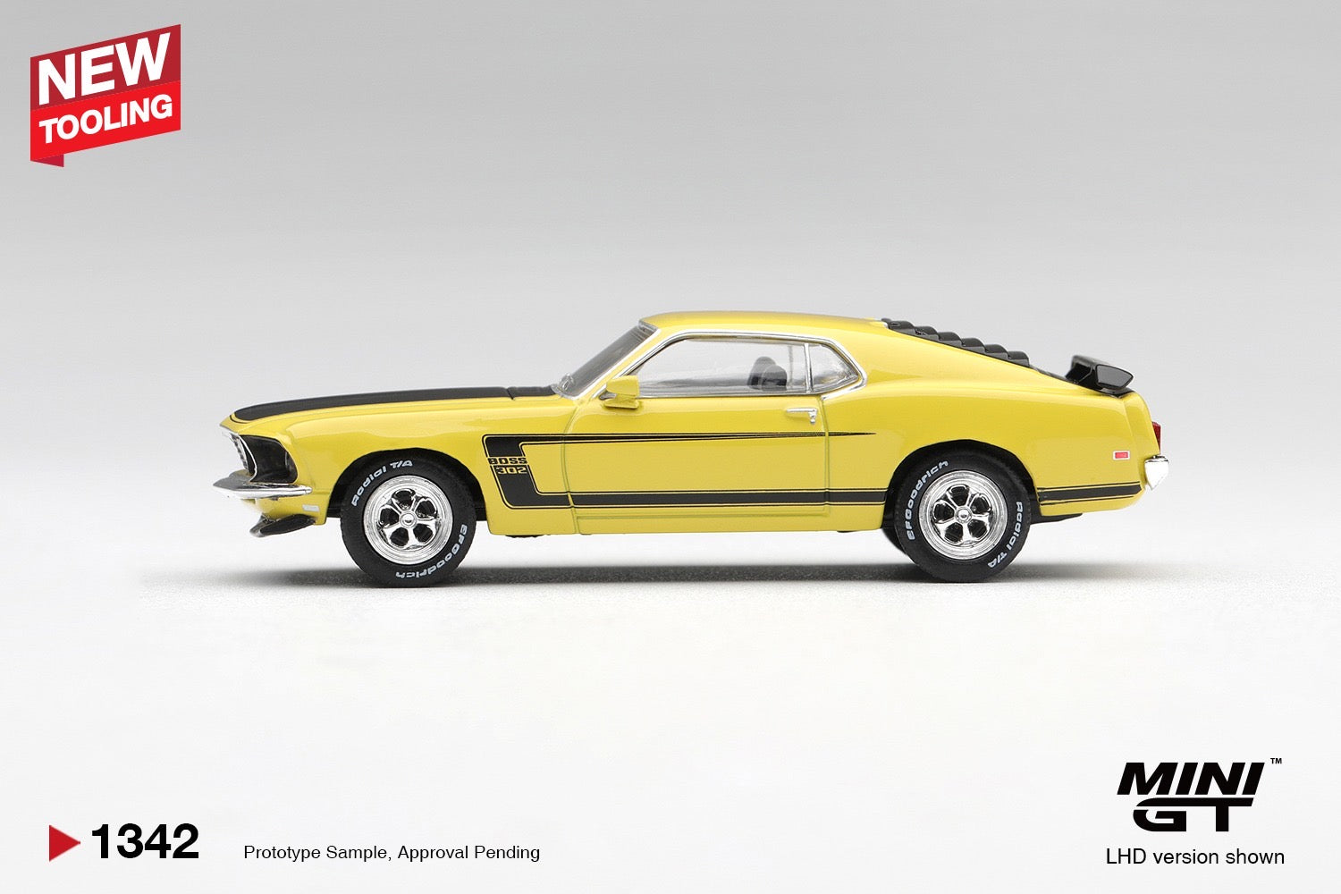 MINIGT 1/64 Ford Mustang Boss 302 1969 Bright Yellow